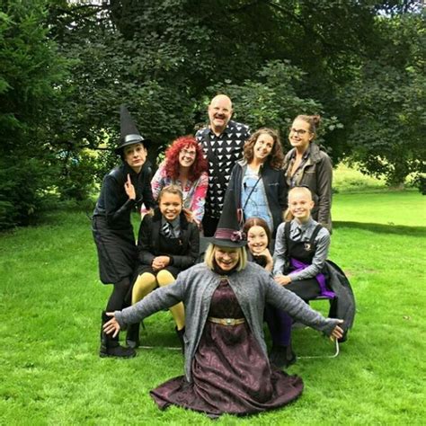 Witchy love affair cast and crew